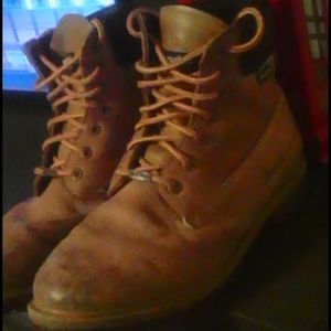 Eddie Bauer hiking boots